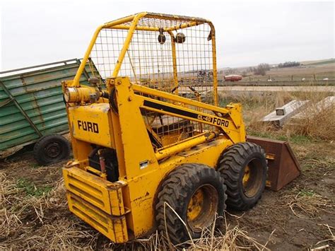 ford cl 40 skid steer loader|ford cl40 skid steer specs.